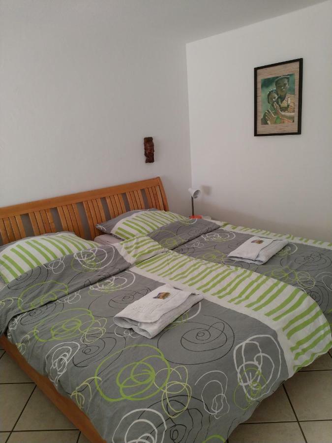 Gastehaus Reuten Bed & Breakfast Ensdorf Dış mekan fotoğraf
